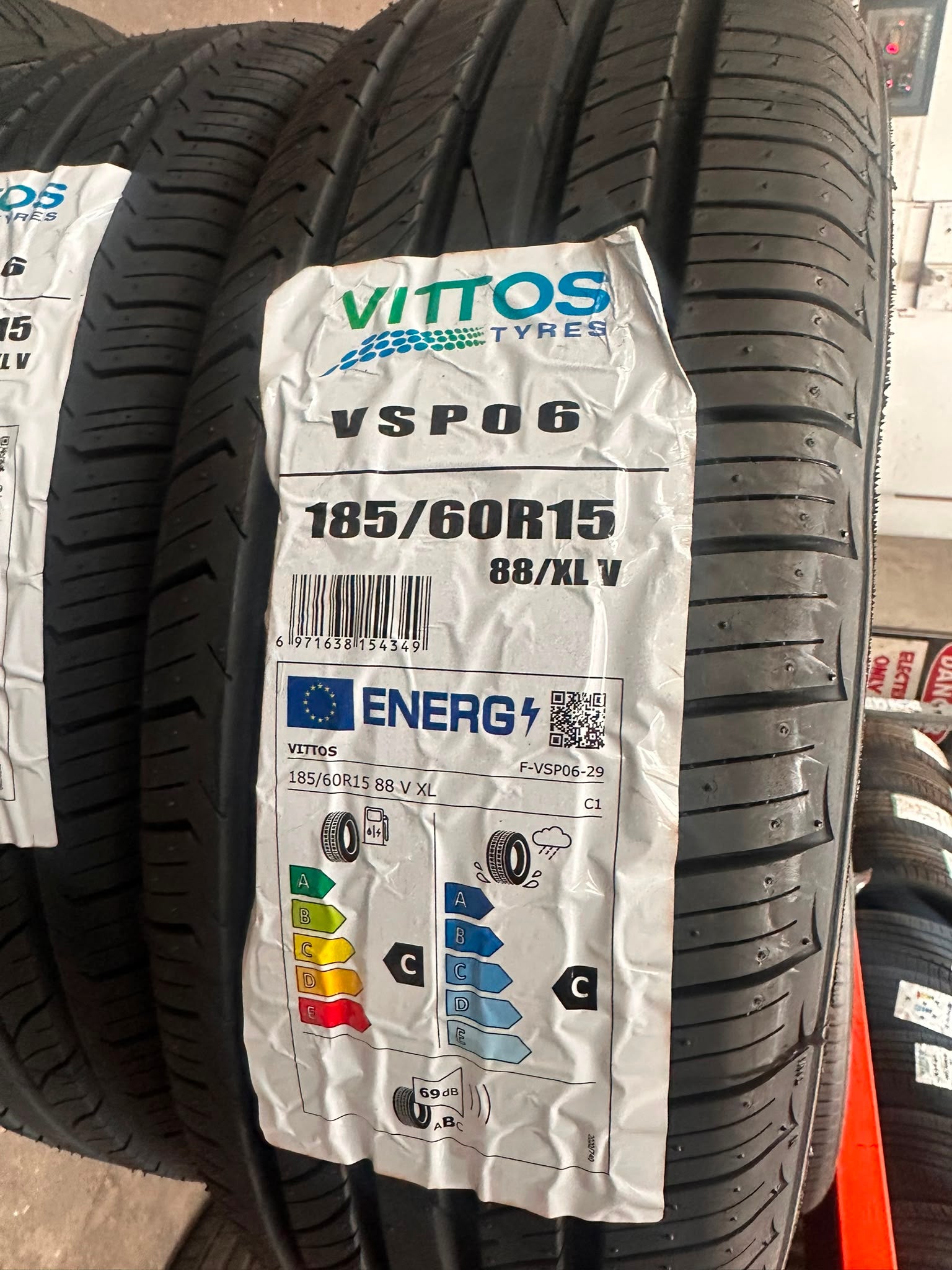 VITTOS 185/60R15 88XL/V VSPO6